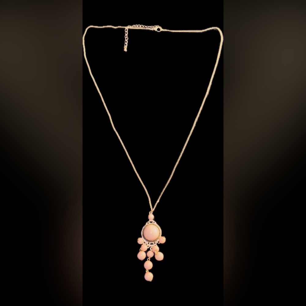 J crew Long Peach/Lt. Coral Bubble Stone/Beaded Gold Necklace - Picture 8 of 9